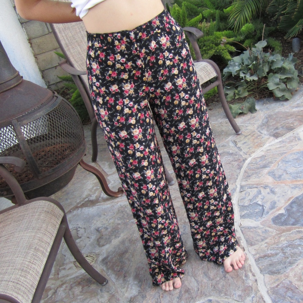 Forever 21 Floral Joggers